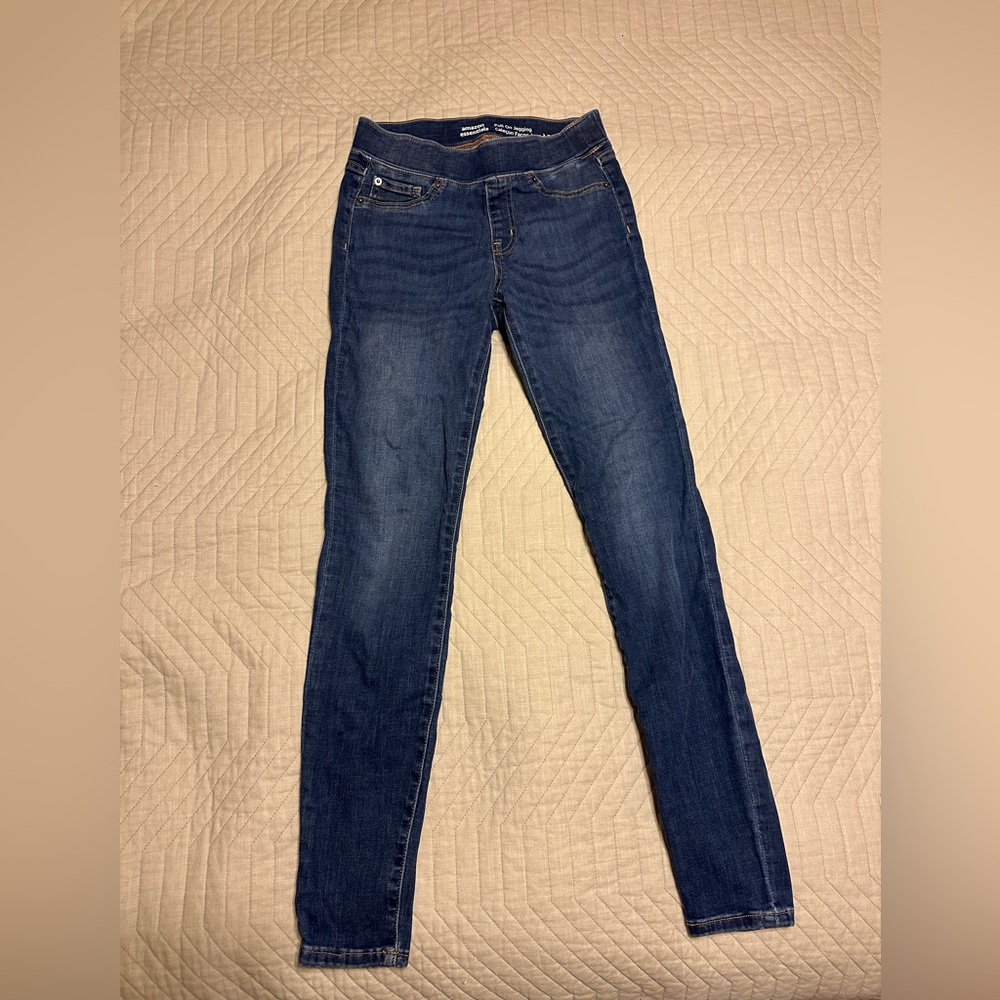 Amazon Essentials Pull-on Jegging - Picture 2 of 3